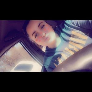 Meet your Posher, Charlotte